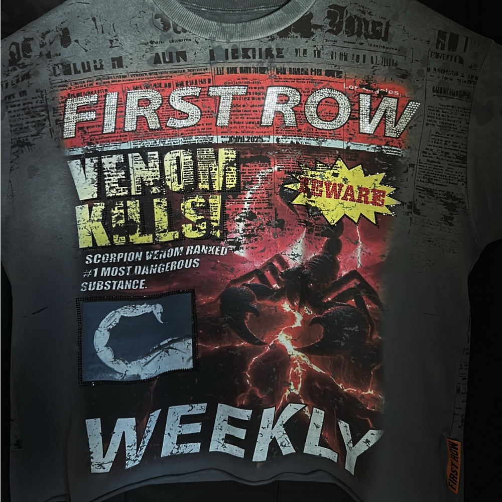 Exclusive first row cropped tee with rhinestones for fashion and street wear